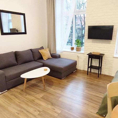 Apartament "Stay With Us" Torun Bagian luar foto